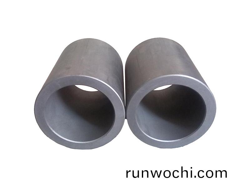 石墨(mo)電(dian)極(ji)