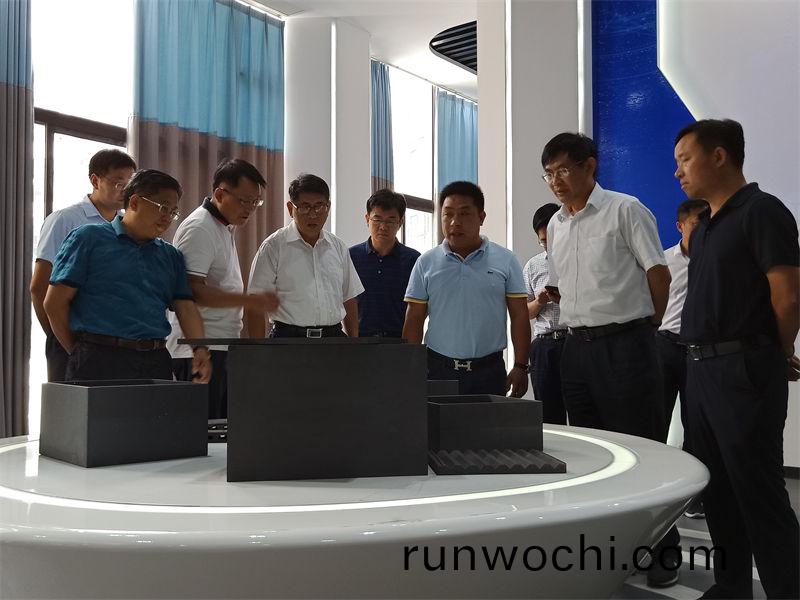 省政府祕書長張小平赴公(gong)司實地(di)調研